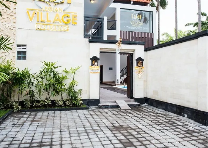 Aparthotel Legian Village 3*