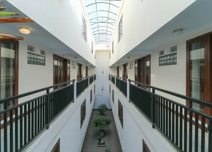 Aparthotel Legian Village 3*